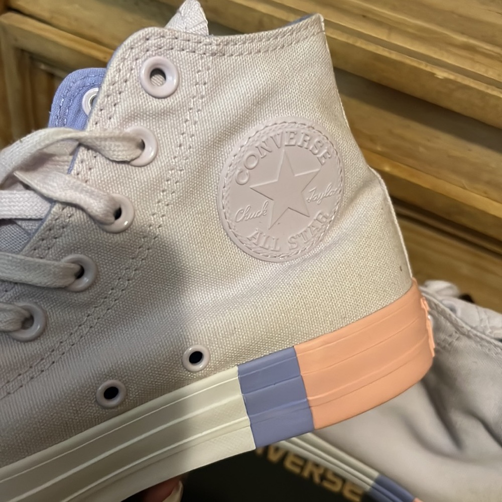 Converse - Picture 7 of 7